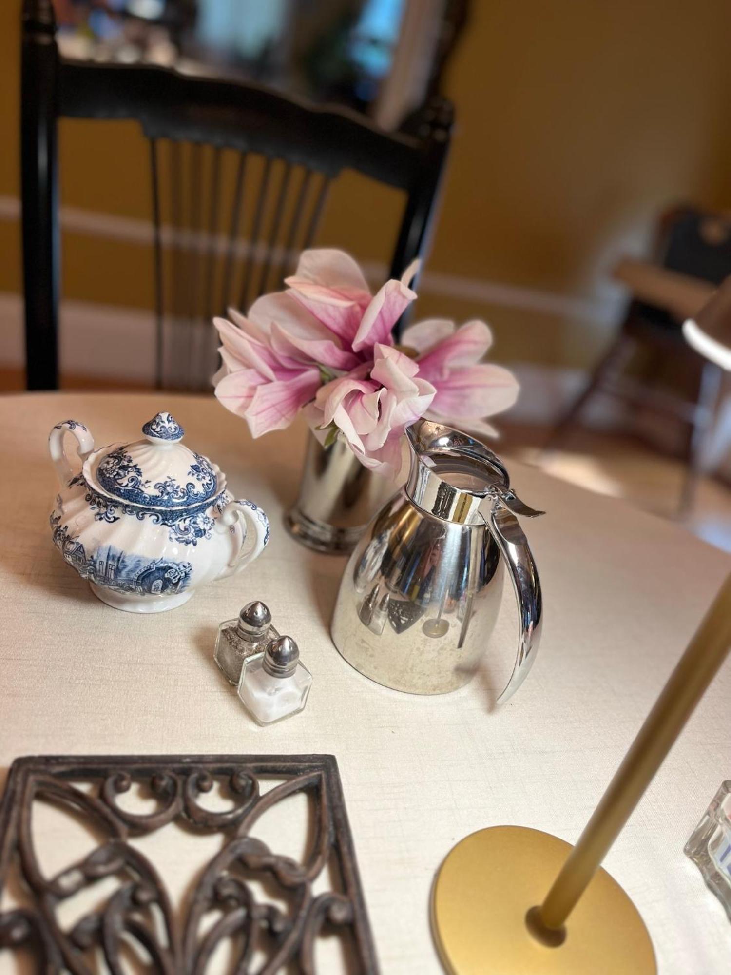 אנפילד Antique1242 British Bed & Breakfast מראה חיצוני תמונה